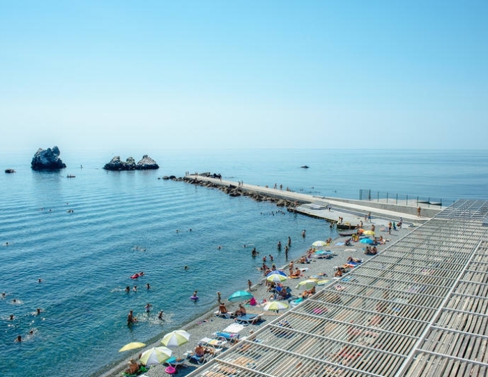 Оборудованный пляж - Санаторий «Утес» Алушта